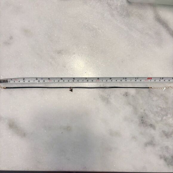 NWOT Zara Triangle Enamel Pendant Leather Cord Adjustable Necklace Gold-tone Bla - Picture 3 of 3